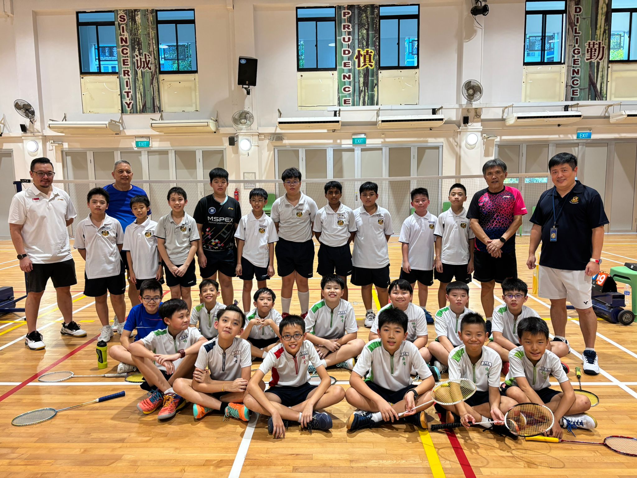 Friendly match with Poi Ching School